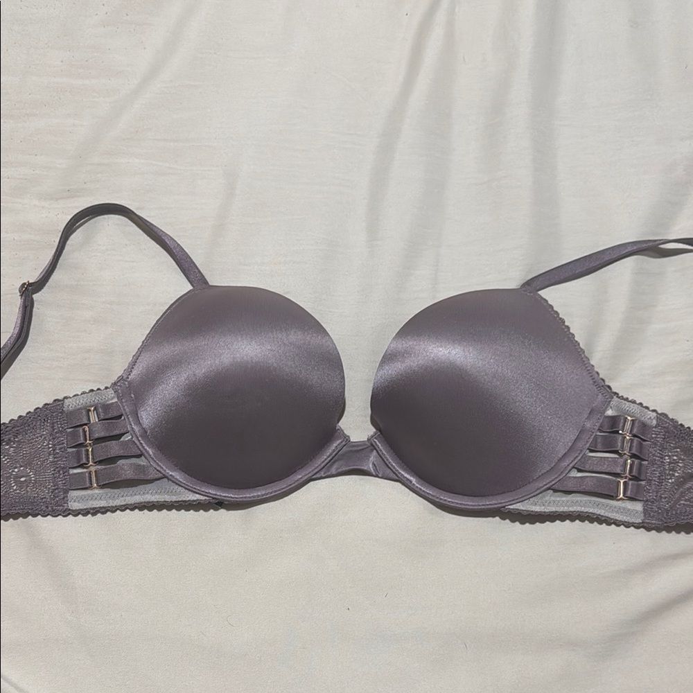Victoria Secret Bombshell Push Up Bra